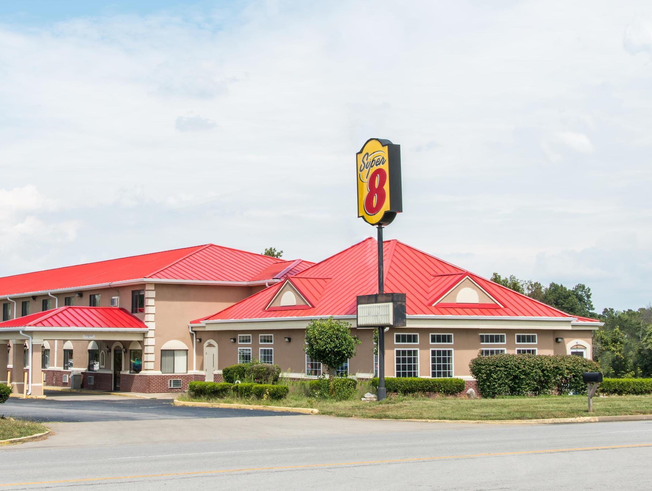 Super 8 By Wyndham Elizabethtown Otel Dış mekan fotoğraf